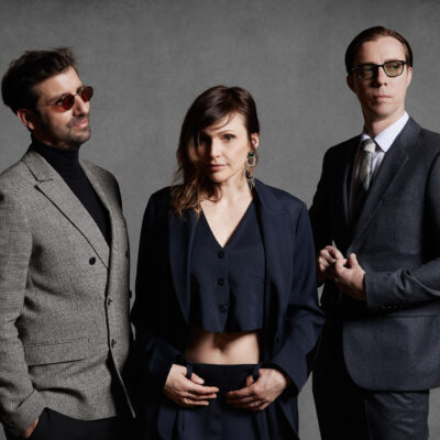 Caravan Palace en concert sur scène au Festi’Salon Stars’Terre, vendredi 18 septembre 2026, devant un public enthousiaste