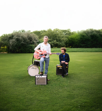 Résistance Poétique en concert sur au Festi’Salon Stars’Terre, dimanche 20 septembre 2026, devant un public engagé