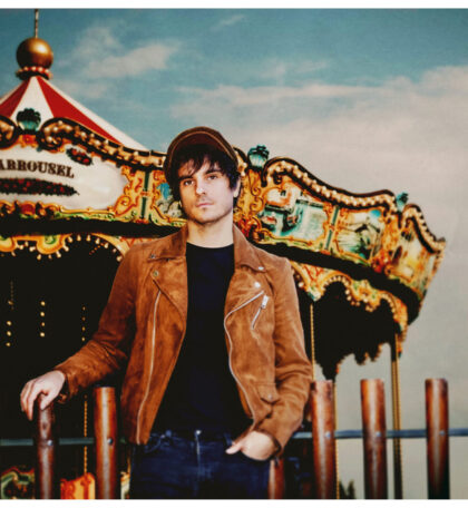 Gauvain Sers en concert sur scène au Festi’Salon Stars’Terre, dimanche 18 septembre 2026, devant un public enthousiaste Crédit photo@Yann Orhan